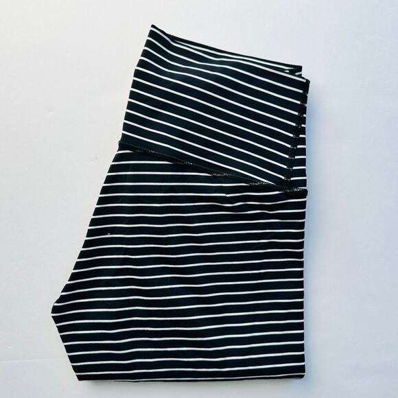 Lululemon Wunder Under High-Rise Tight 28" Size 8 Stripe Black White RARE - Picture 2 of 7